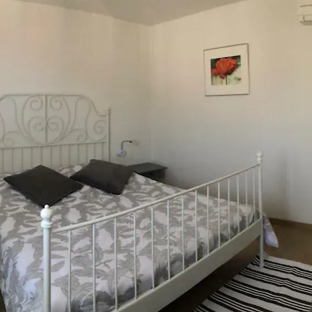 House Delphine Dom wakacyjny